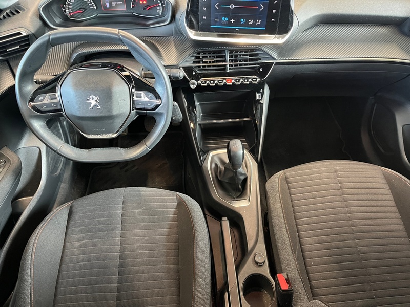 Peugeot 208 vaihtoauto