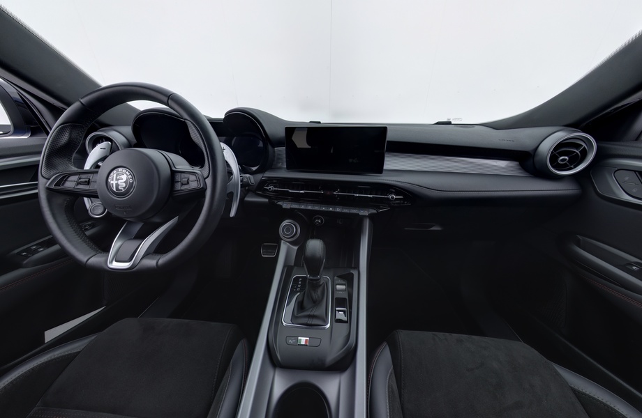 Alfa Romeo Tonale vaihtoauto