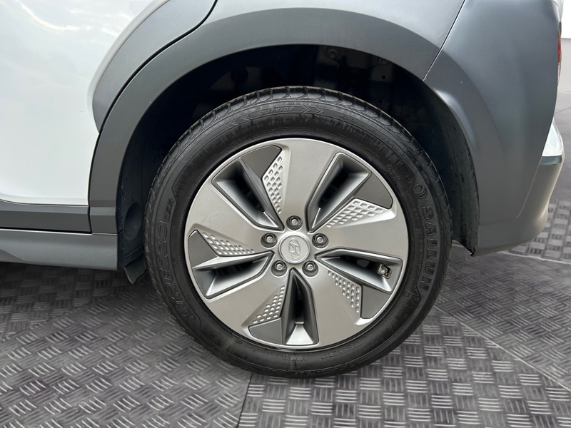 Hyundai Kona vaihtoauto