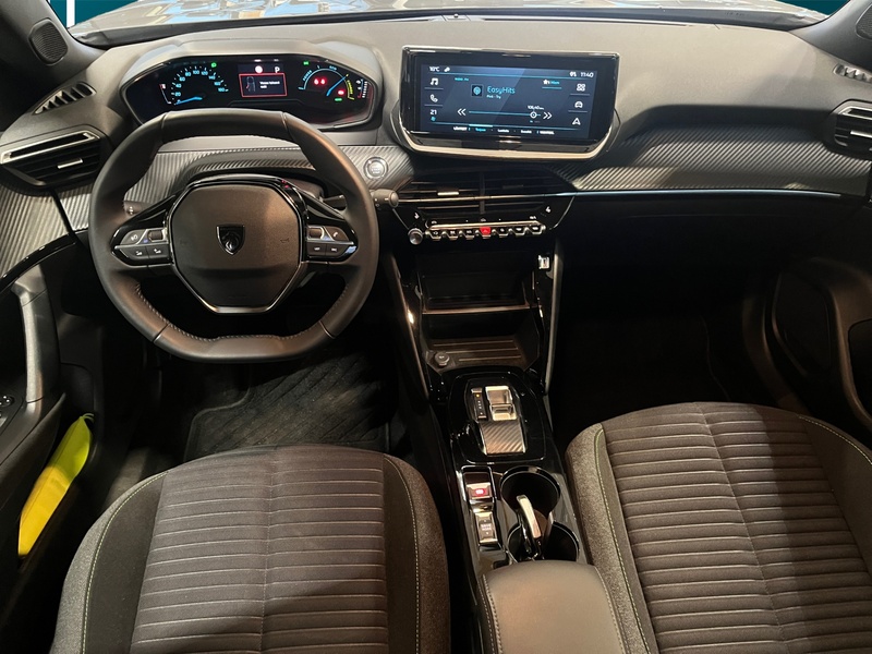 Peugeot e-2008 vaihtoauto