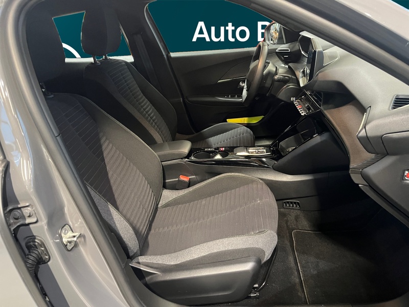 Peugeot e-2008 vaihtoauto