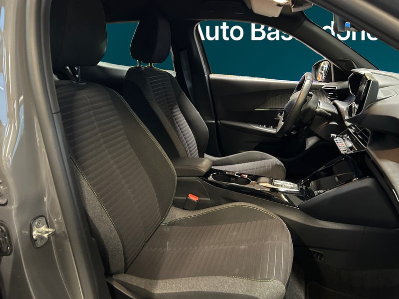 Peugeot e-2008 vaihtoauto