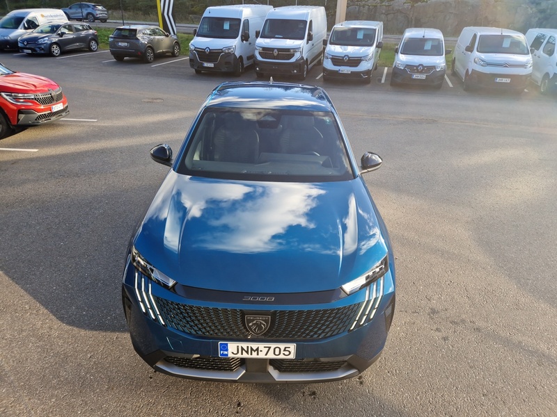 Peugeot E-3008 vaihtoauto