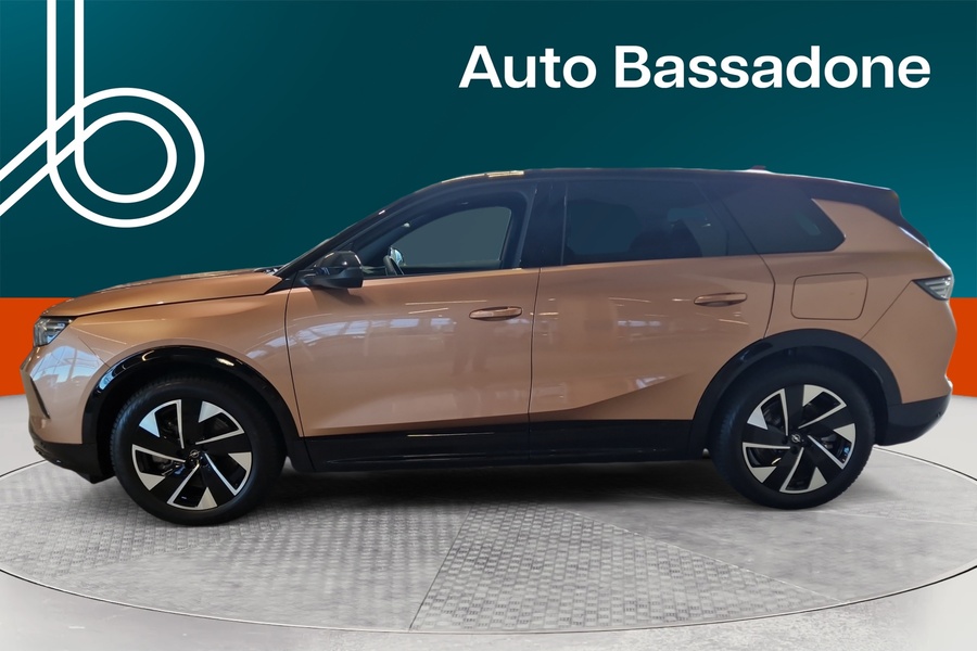 Opel Grandland vaihtoauto