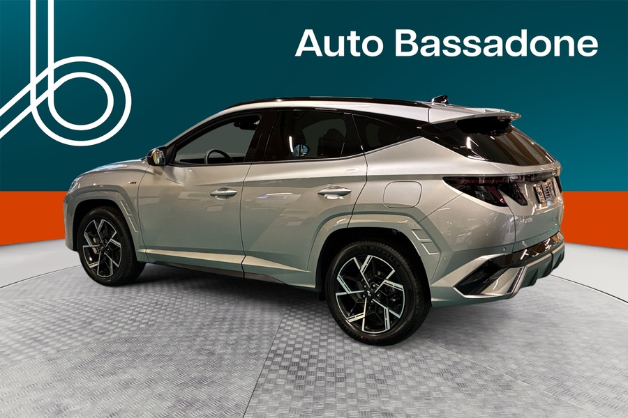 Hyundai TUCSON Hybrid vaihtoauto