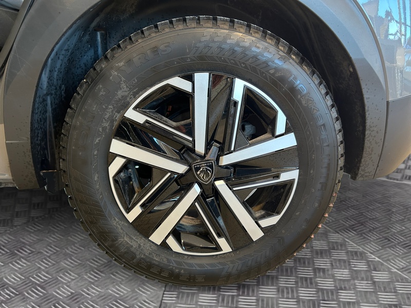 Peugeot e-2008 vaihtoauto