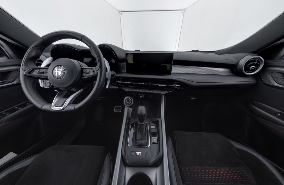 Alfa Romeo Tonale vaihtoauto