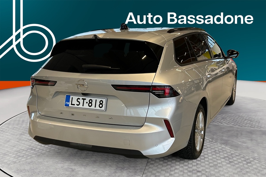 Opel Astra vaihtoauto