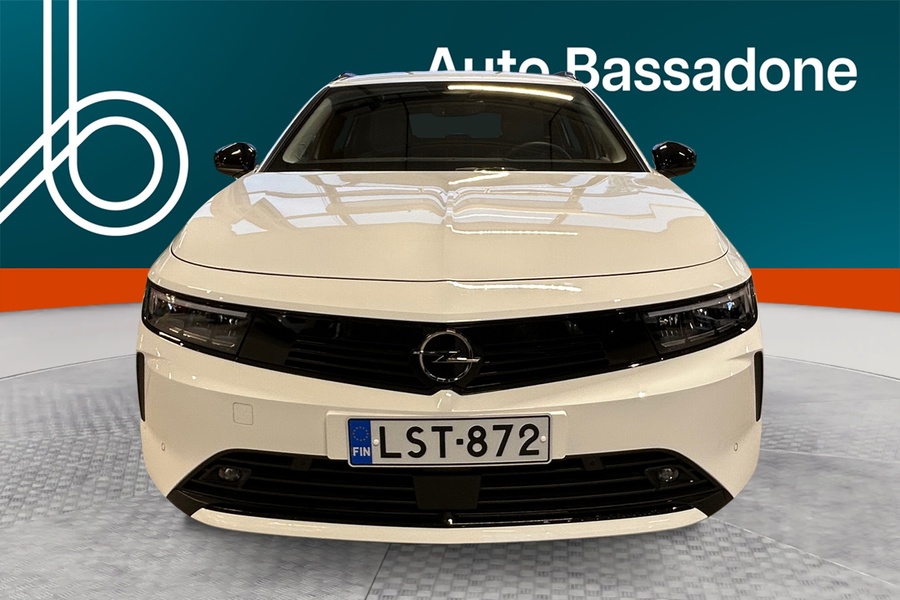 Opel Astra vaihtoauto