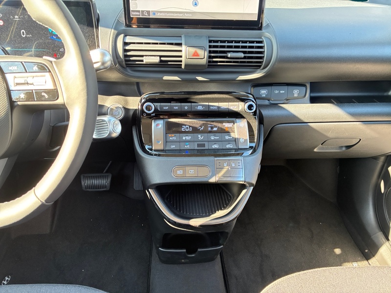 Hyundai INSTER vaihtoauto