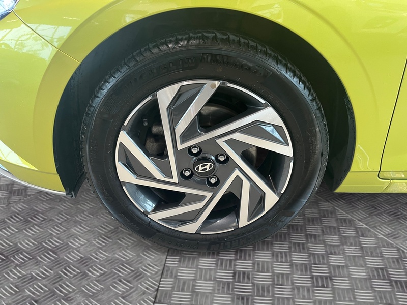 Hyundai i20 Hatchback vaihtoauto