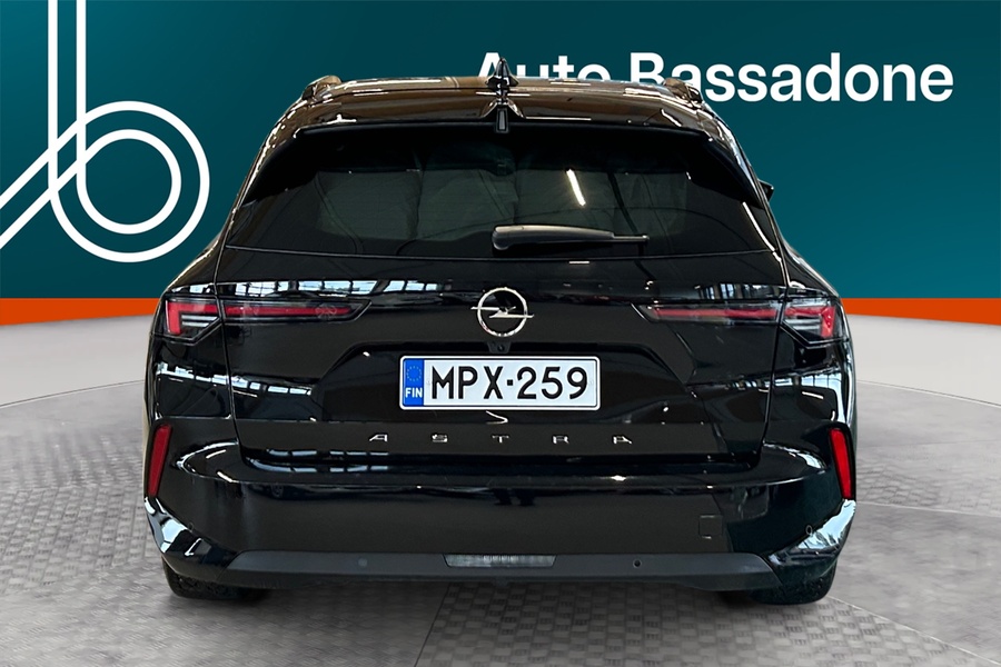 Opel Astra vaihtoauto