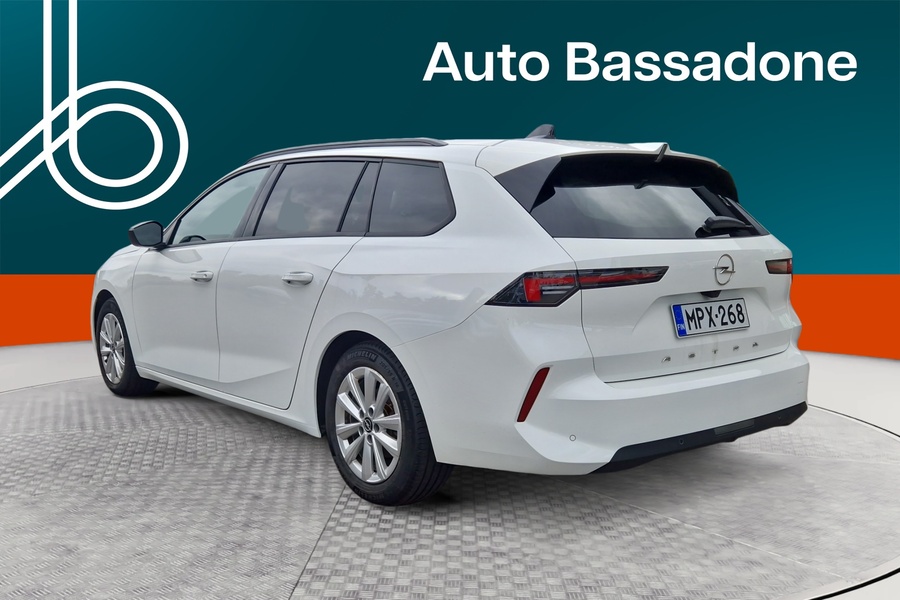 Opel Astra vaihtoauto