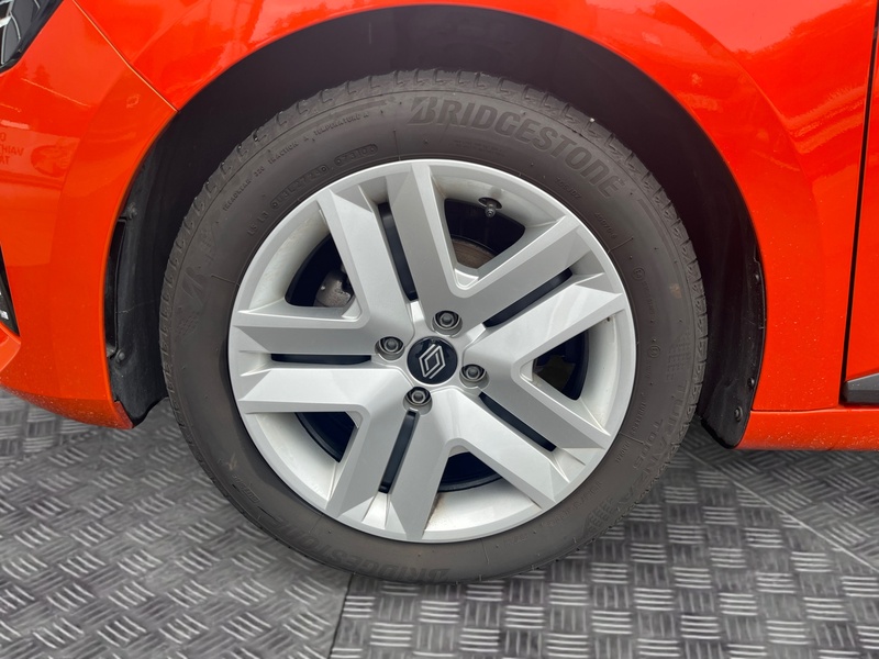 Renault Clio vaihtoauto