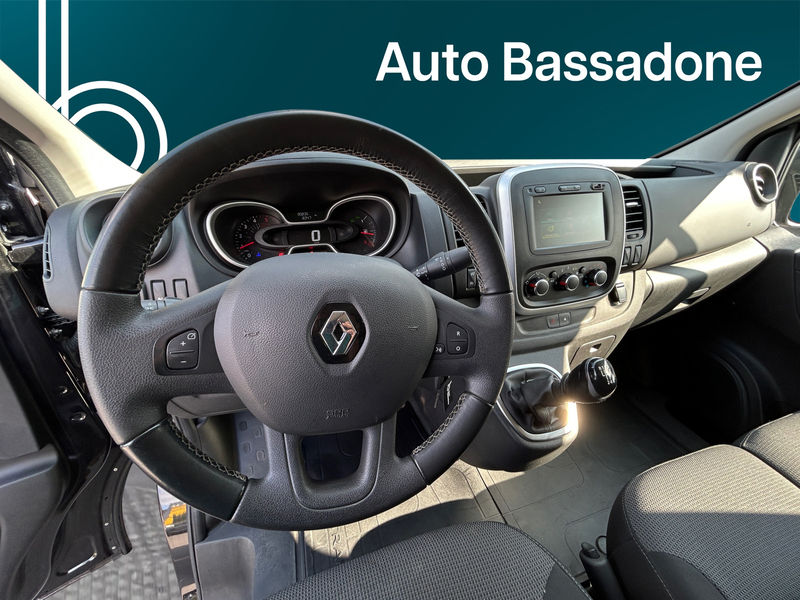 Renault Trafic vaihtoauto