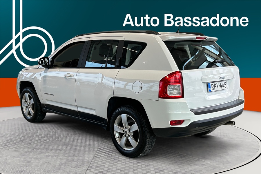 Jeep Compass vaihtoauto