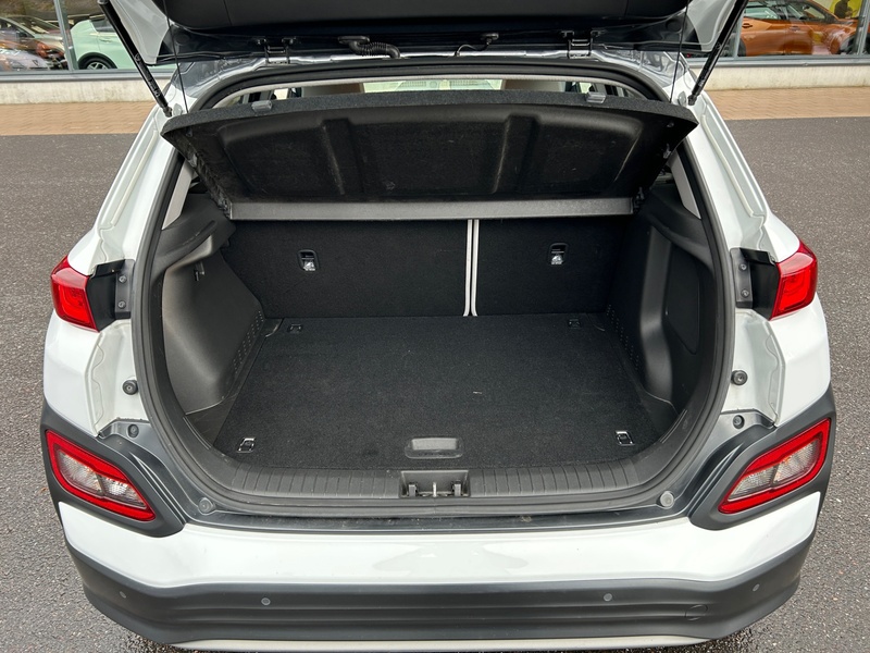 Hyundai Kona vaihtoauto