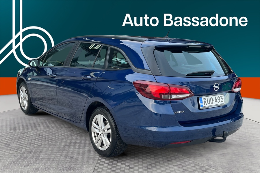 Opel Astra vaihtoauto