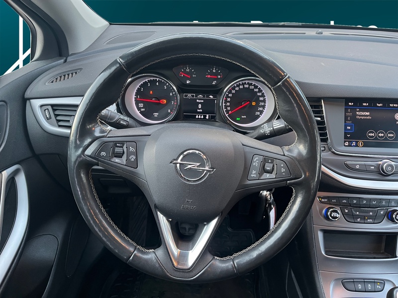 Opel Astra vaihtoauto