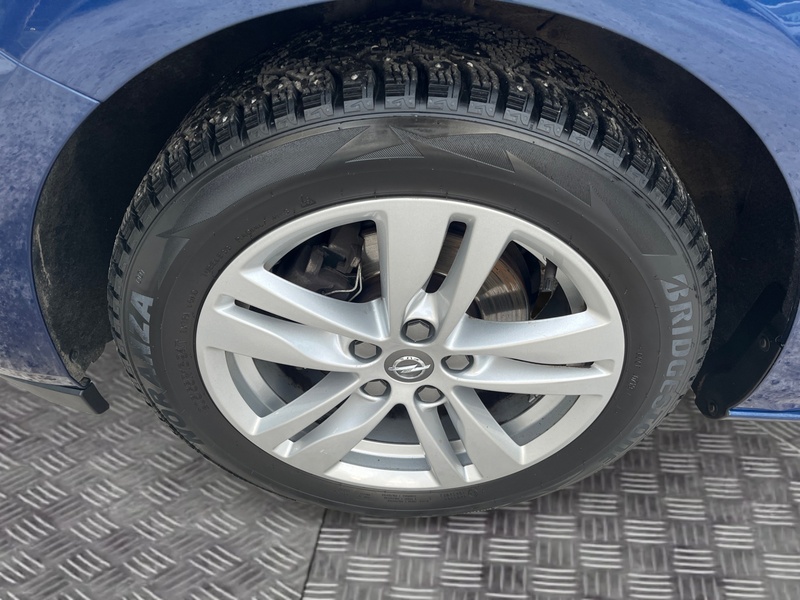 Opel Astra vaihtoauto