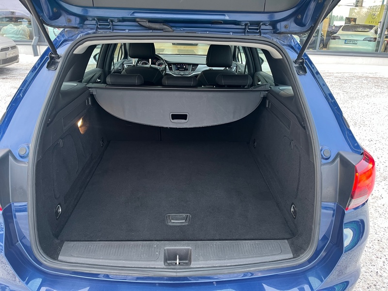 Opel Astra vaihtoauto