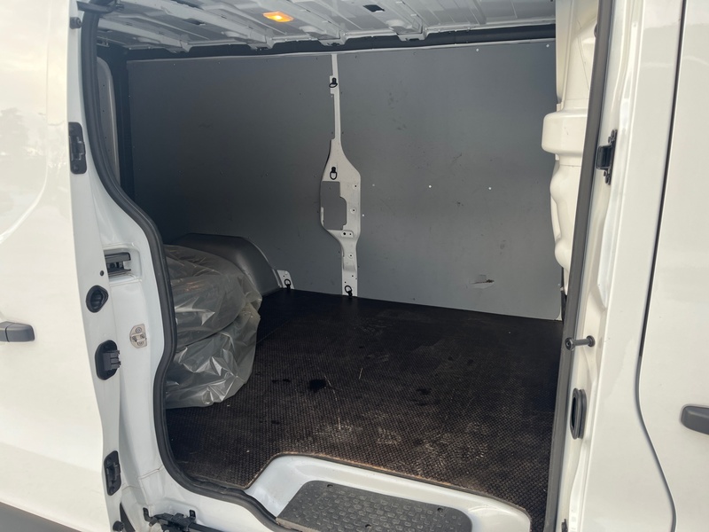 Renault Trafic vaihtoauto