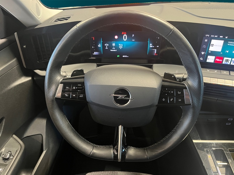 Opel Astra vaihtoauto