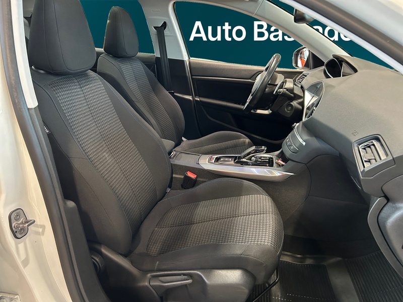 Peugeot 308 vaihtoauto