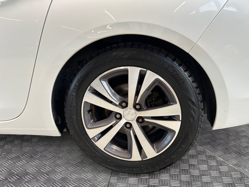Peugeot 308 vaihtoauto