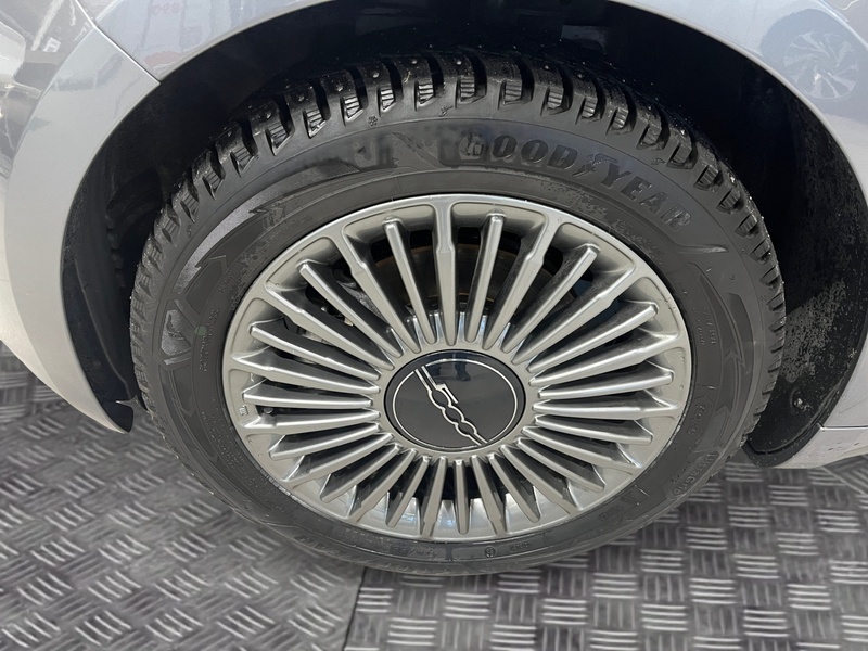 Fiat 500e vaihtoauto