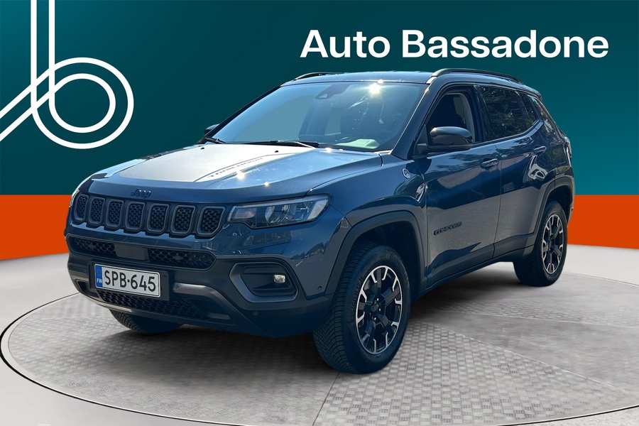 Jeep Compass vaihtoauto