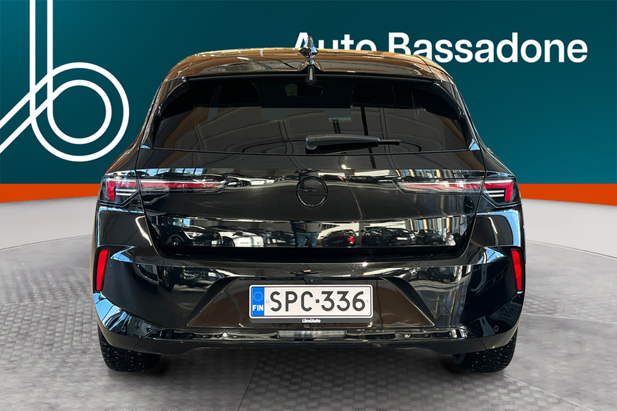 Opel Astra vaihtoauto