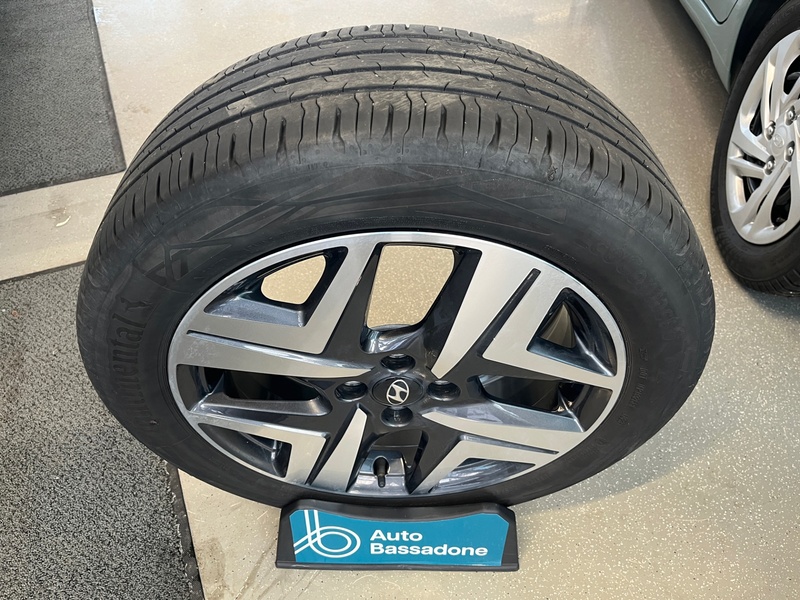 Hyundai Bayon vaihtoauto