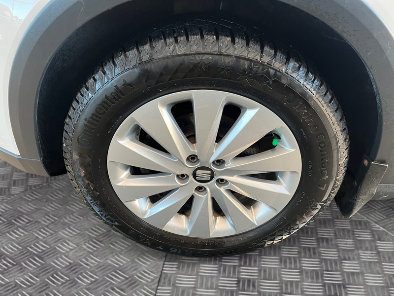 SEAT Arona vaihtoauto