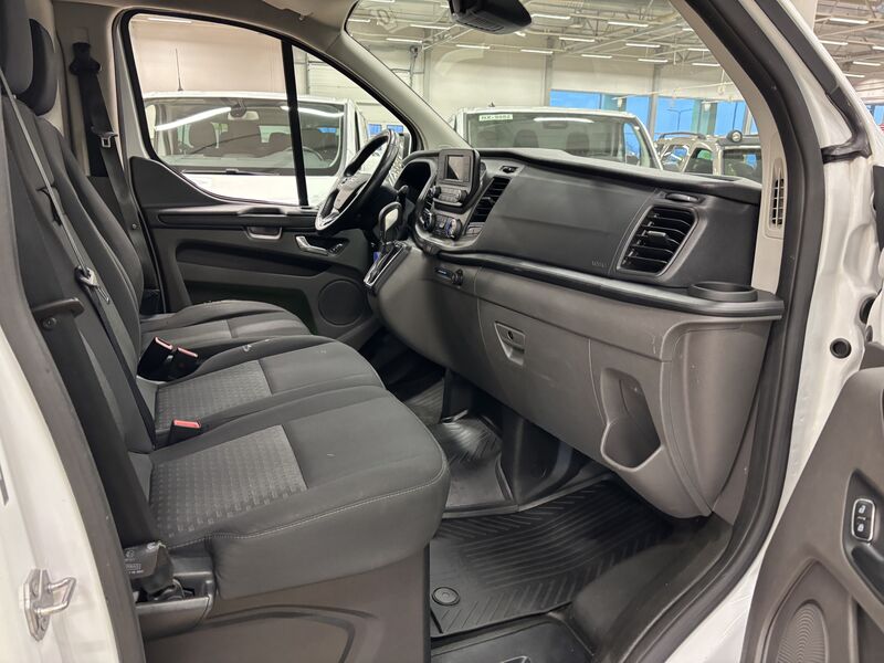 Ford Transit Custom vaihtoauto