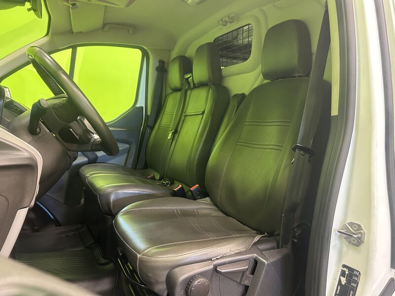 Ford Transit Custom vaihtoauto