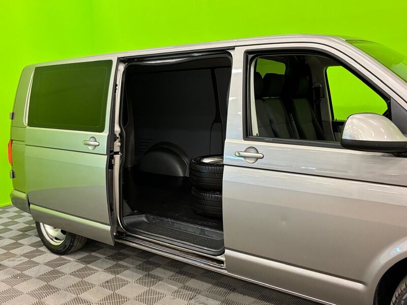 Volkswagen Transporter vaihtoauto