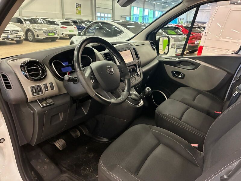 Nissan NV300 vaihtoauto