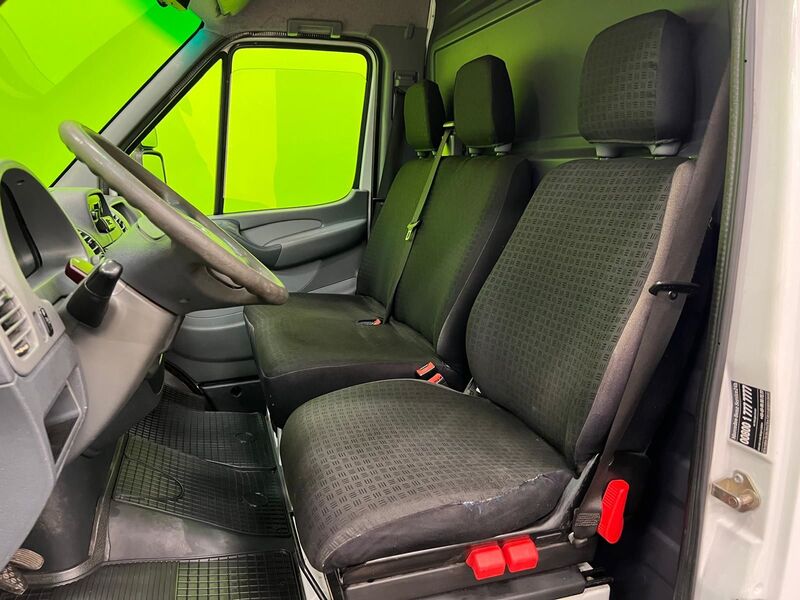 Mercedes-Benz Sprinter vaihtoauto