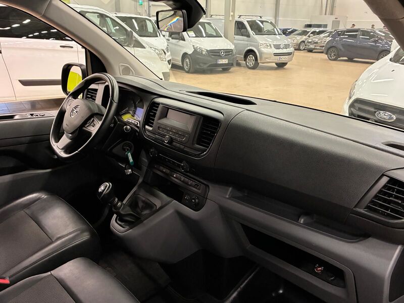 Opel Vivaro vaihtoauto