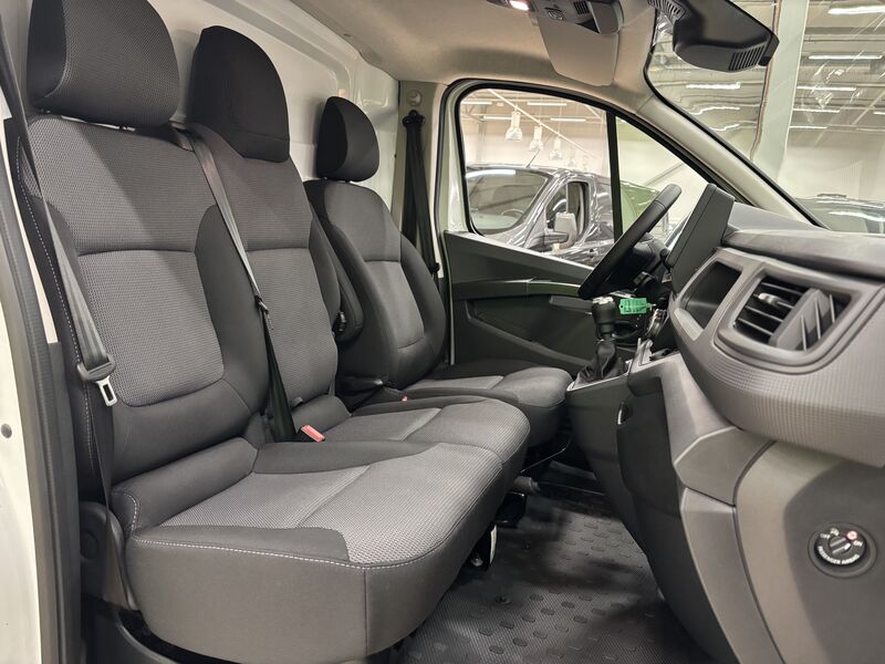 Renault Trafic vaihtoauto