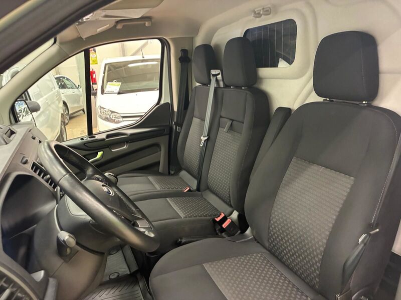 Ford Transit Custom vaihtoauto