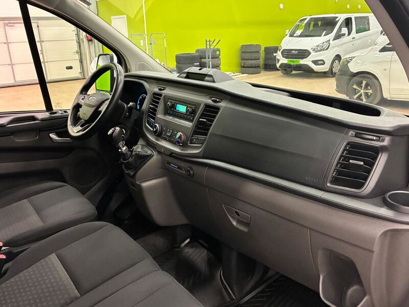 Ford Transit Custom vaihtoauto