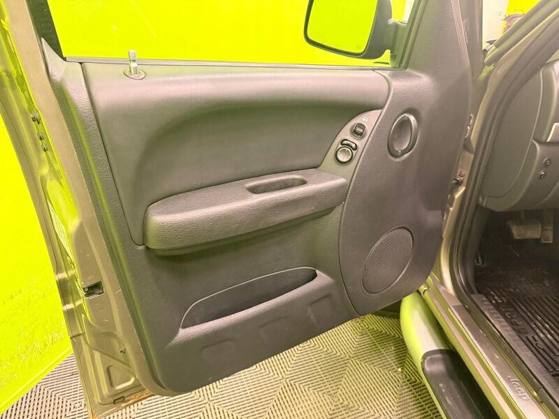 Jeep Cherokee vaihtoauto