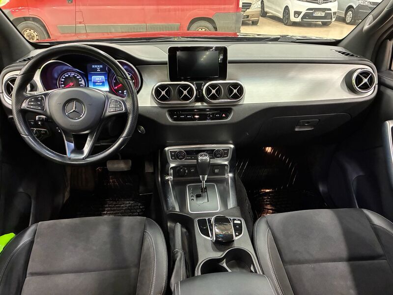 Mercedes-Benz X vaihtoauto