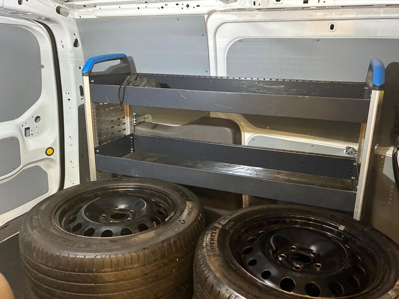 Ford Transit Connect vaihtoauto