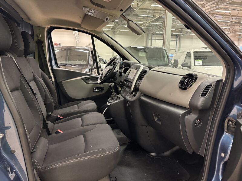 Nissan NV300 vaihtoauto