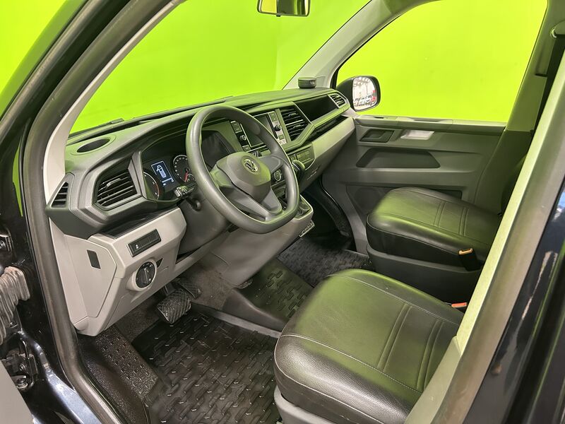 Volkswagen Caravelle vaihtoauto
