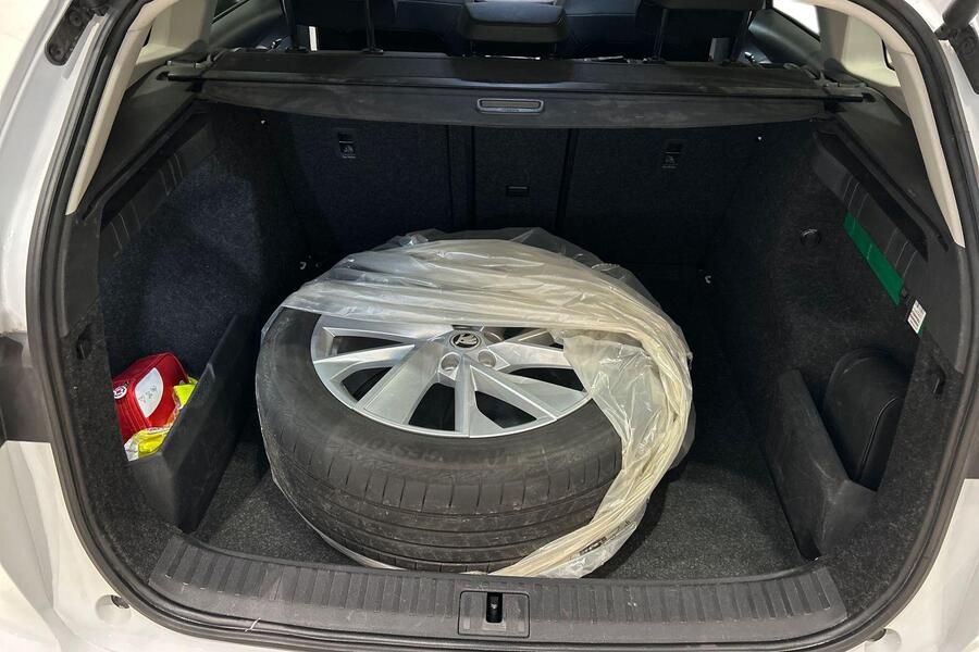 Skoda Enyaq vaihtoauto