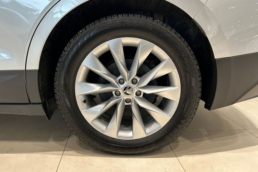 Skoda Enyaq vaihtoauto